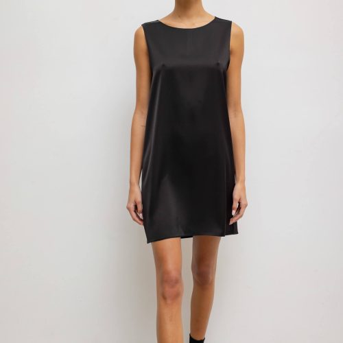 LESET BARB BARBSLEEVELESSMINIDRESS BLACK ONMODEL 2