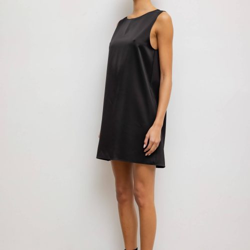 LESET BARB BARBSLEEVELESSMINIDRESS BLACK ONMODEL 3