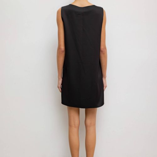 LESET BARB BARBSLEEVELESSMINIDRESS BLACK ONMODEL 4