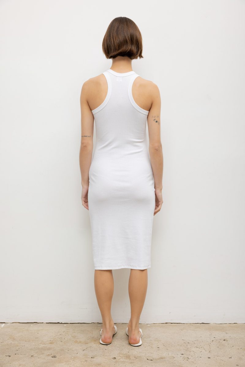 LESET KELLY KELLYRACERBACKMIDIDRESS WHITE ONMODEL 11