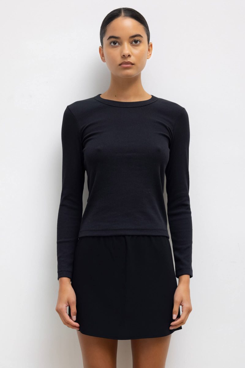 LESET KELLY KELLYSLIMFITLONGSLEEVE BLACK ONMODEL 1