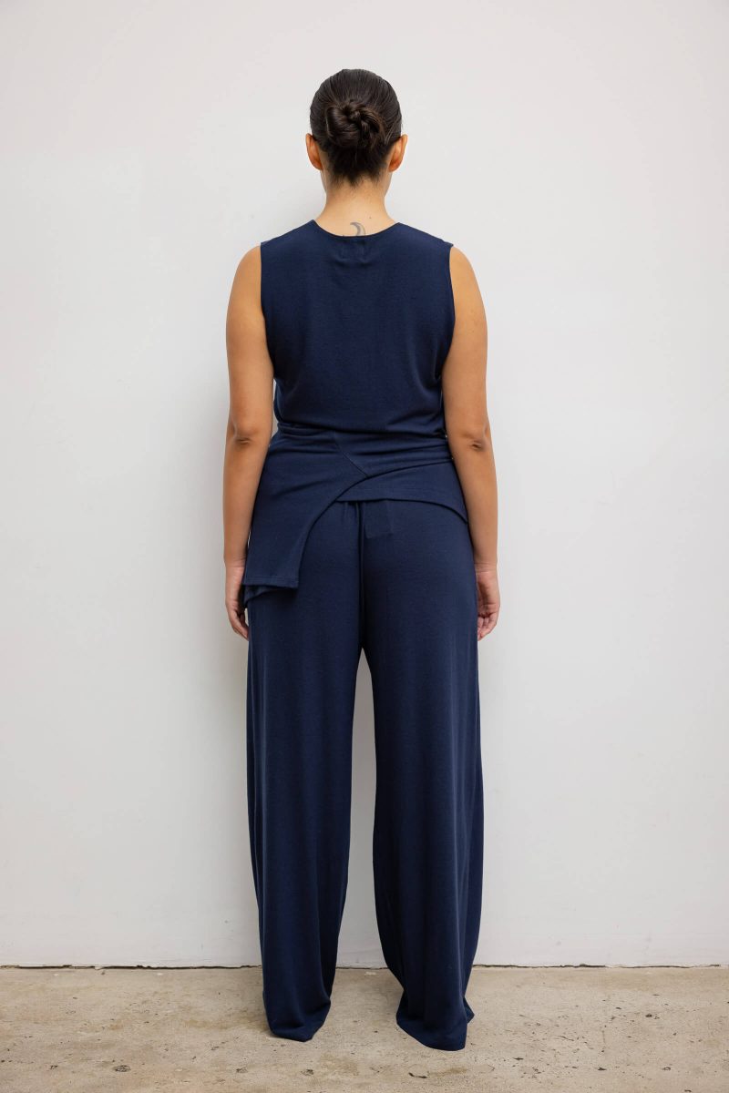 LESET LAUREN LAURENPLEATEDPOCKETPANT NAVY ONMODEL 5