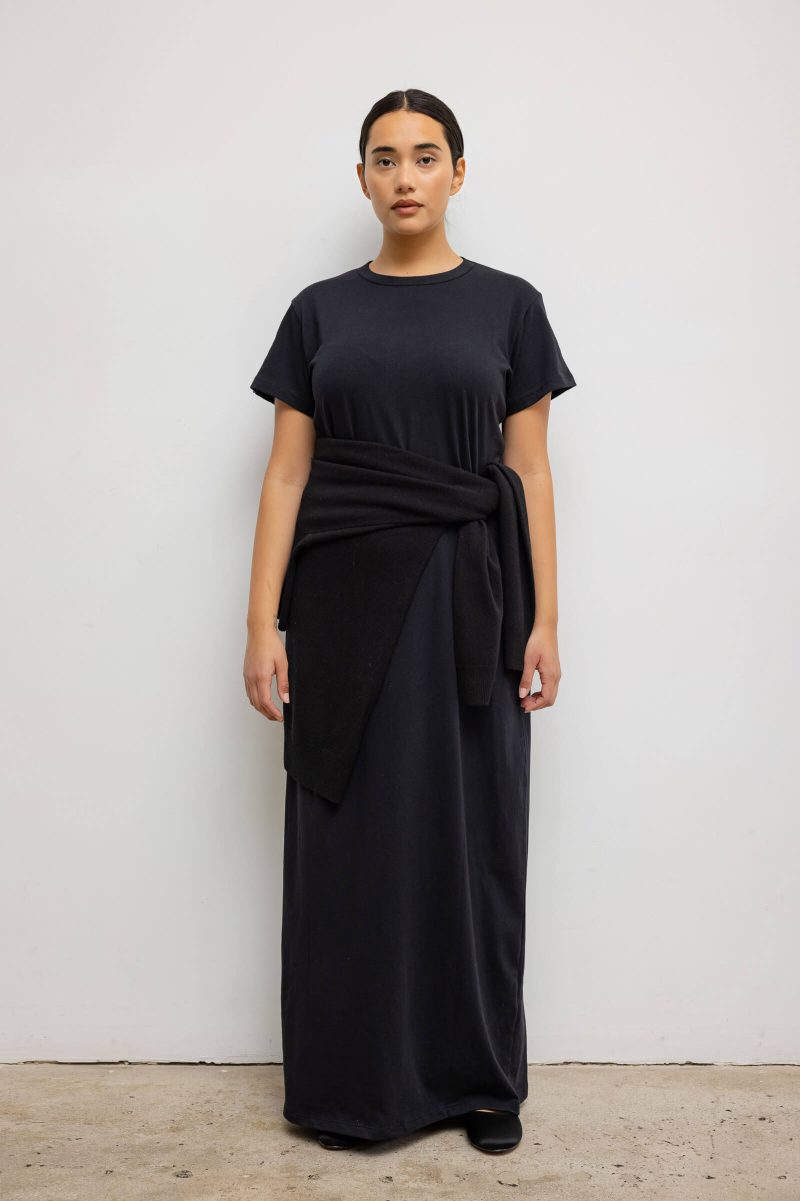 LESET MARGO MARGOMAXIDRESS BLACK ONMODEL 1