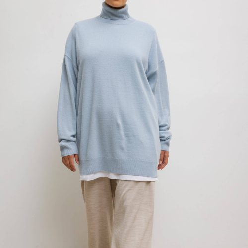 LESET ZOE ZOEOVERSIZEDTURTLENECK AZURE ONMODEL 3